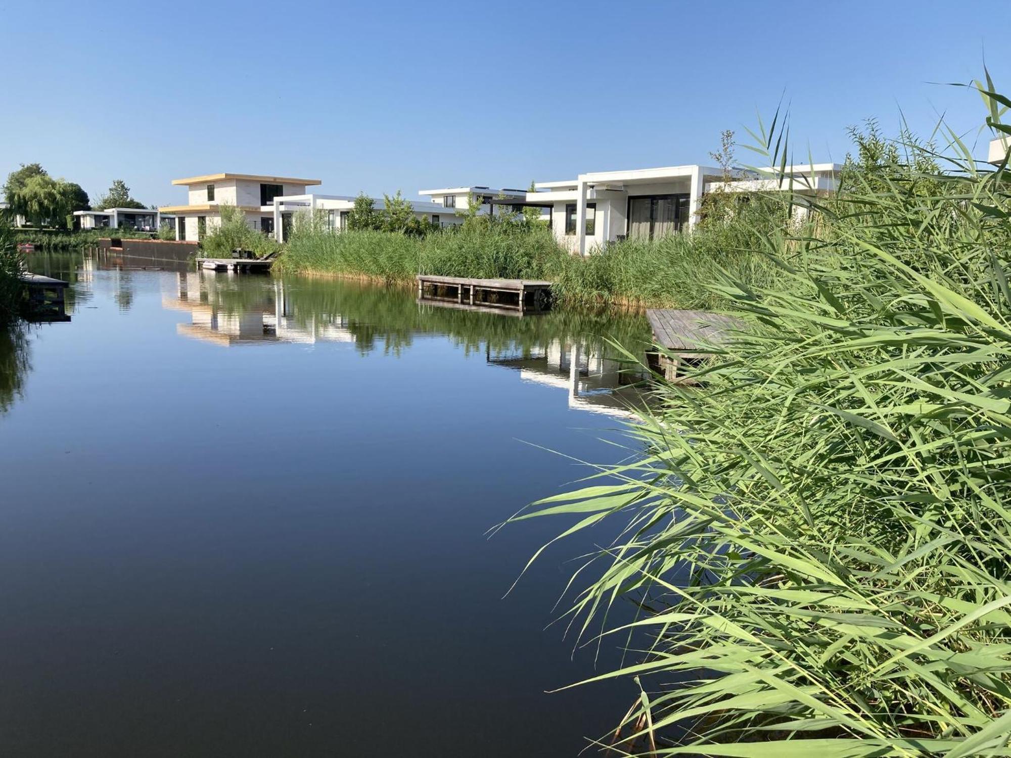 Family Villa With Garden And Jetty 제이볼데 외부 사진